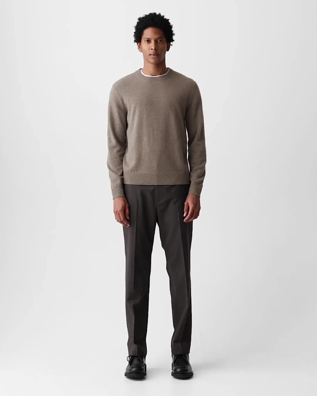 Hilles Crewneck Sweater in Cashmere - 8