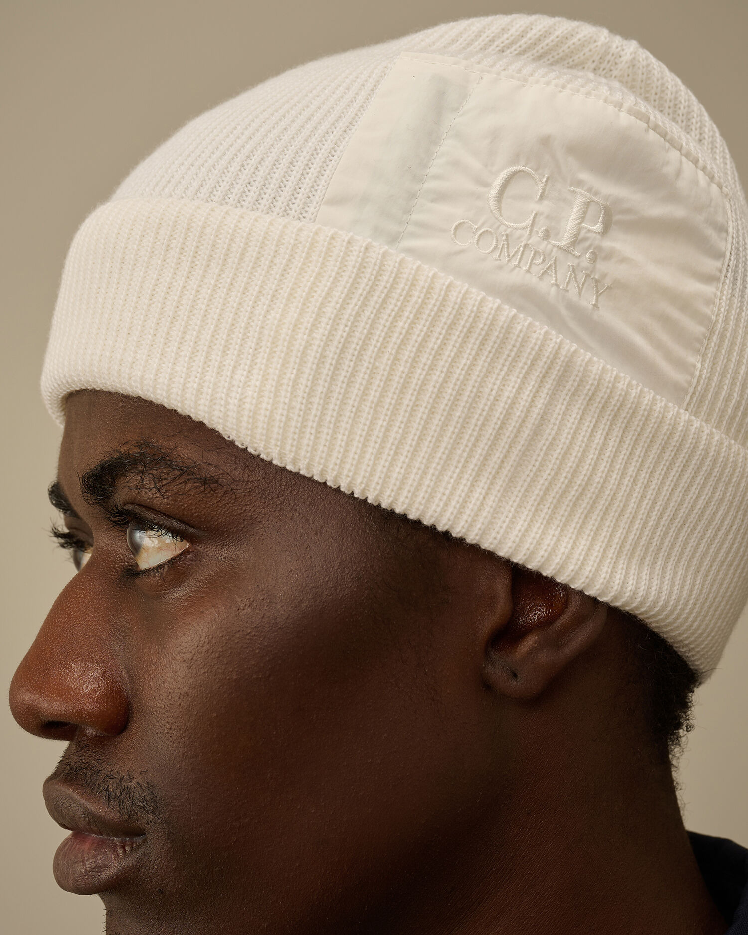 Extrafine Merino Wool Zip Pocket Beanie - 4