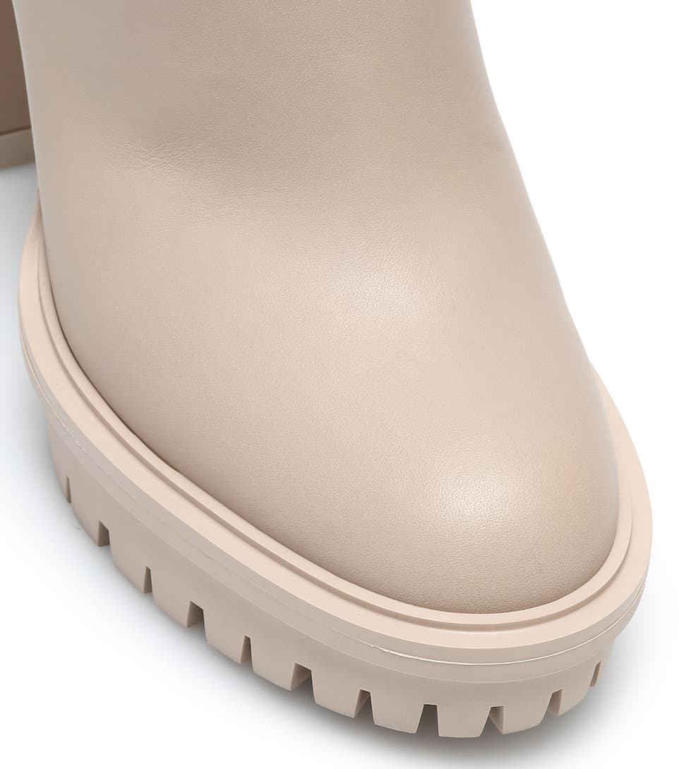 Leather ankle boots - 6