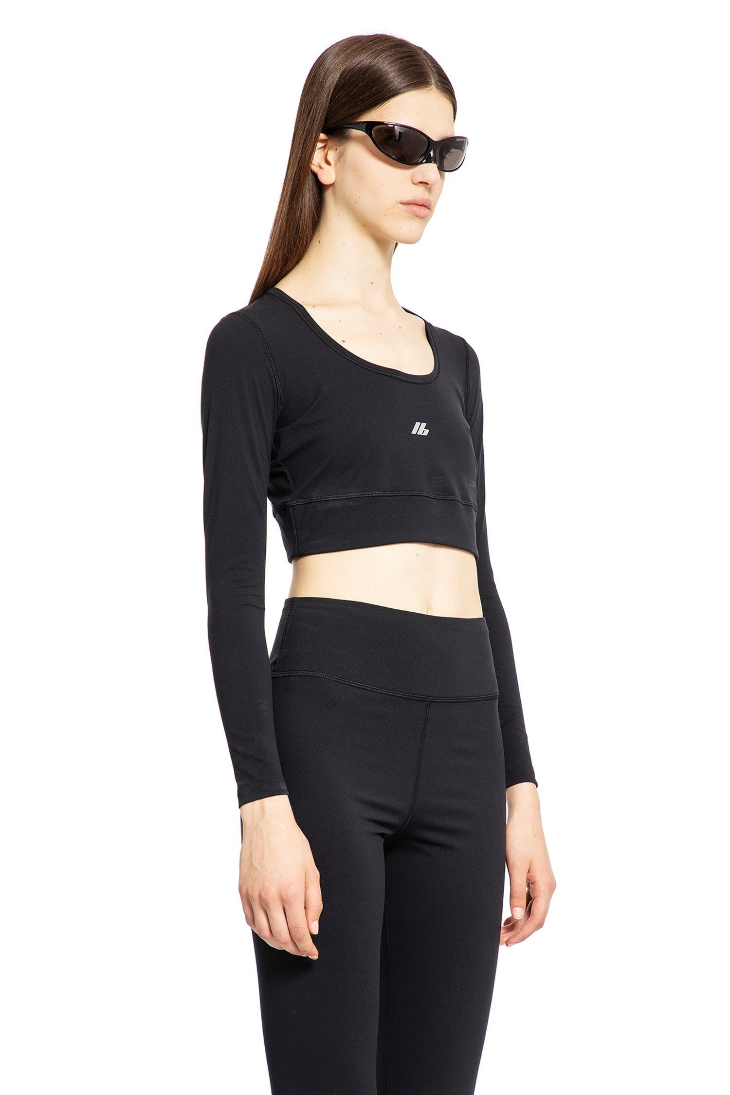 Activewear-Long-Sleeve-Cropped-Top - 2