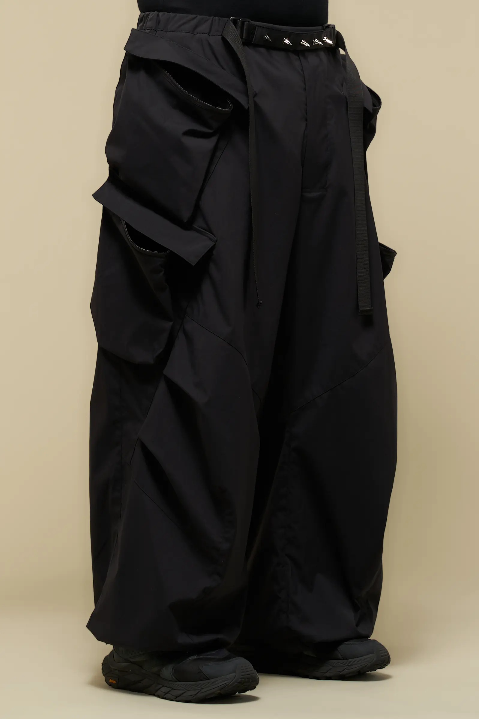 P56A-E Encapsulated Nylon Double Cargo Trouser Black - 7