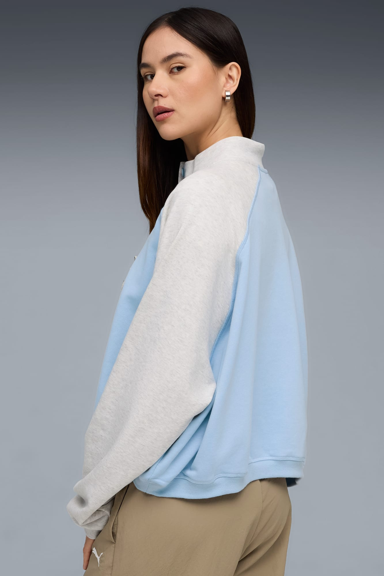 Wardrobe Essentials NYC Crew Women - 4