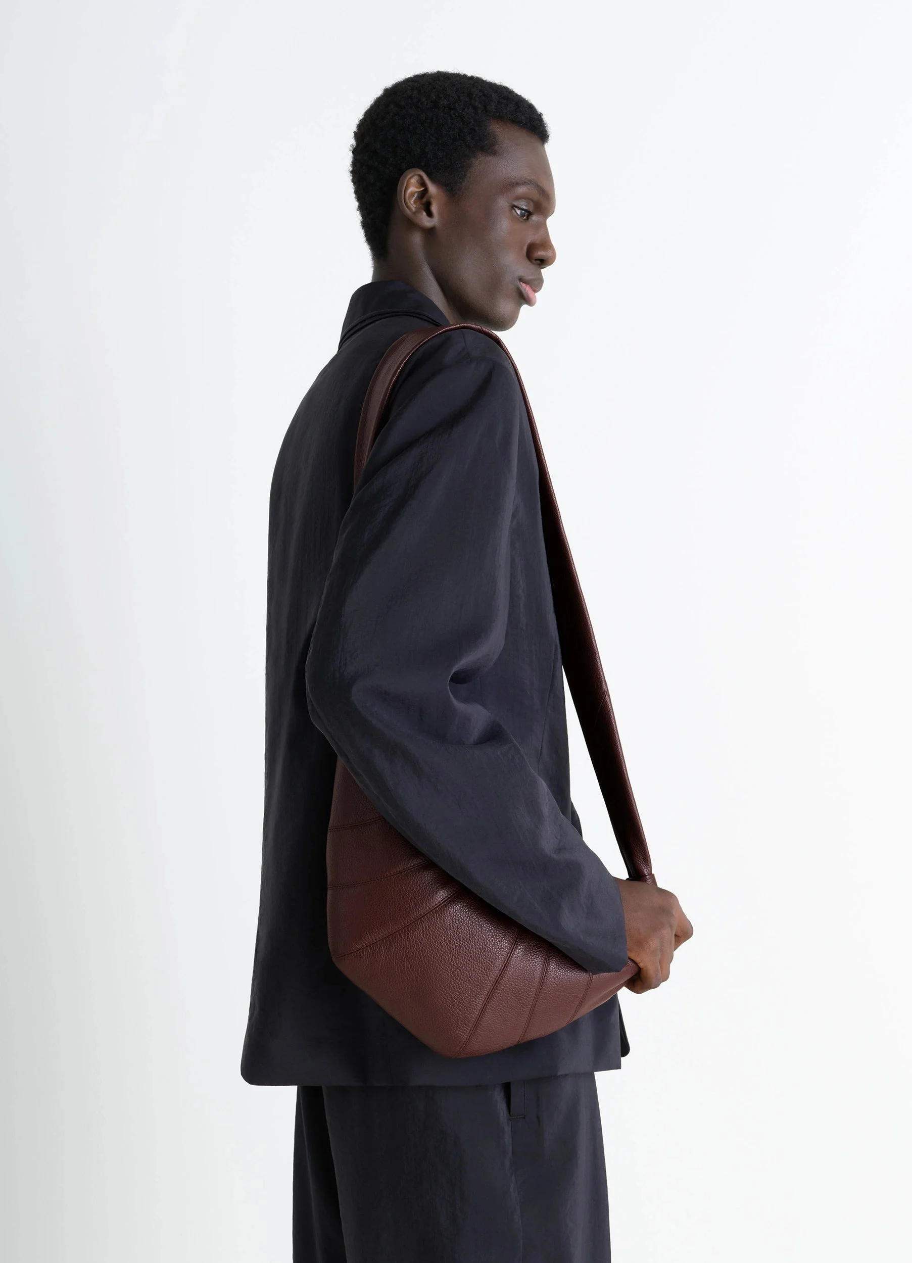 Lemaire MEDIUM CROISSANT BAG | REVERSIBLE