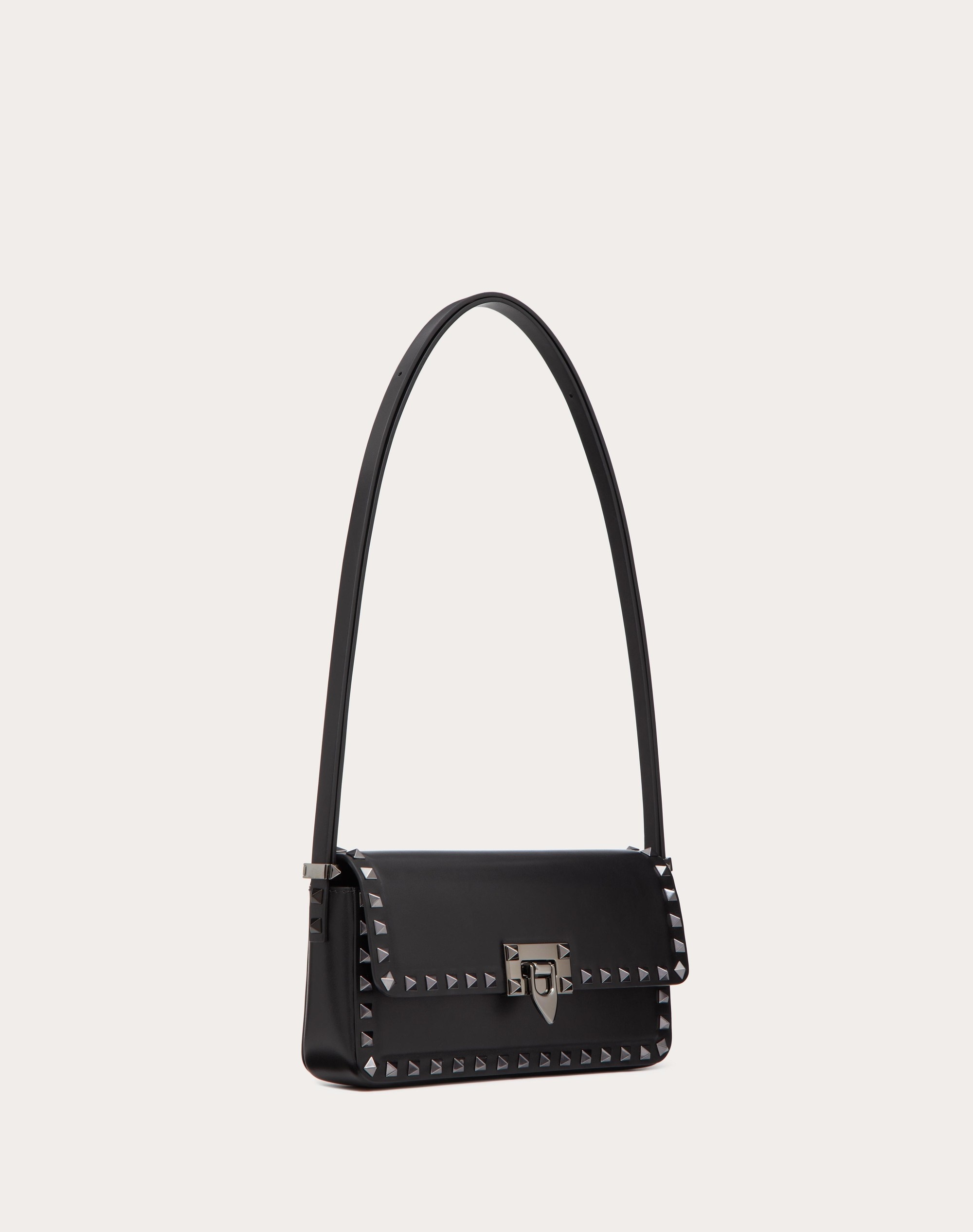 ROCKSTUD23 E/W SMOOTH CALFSKIN SHOULDER BAG - 3