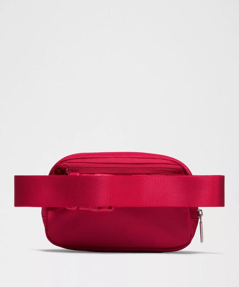 Everywhere Belt Bag with Long Strap 1L 3