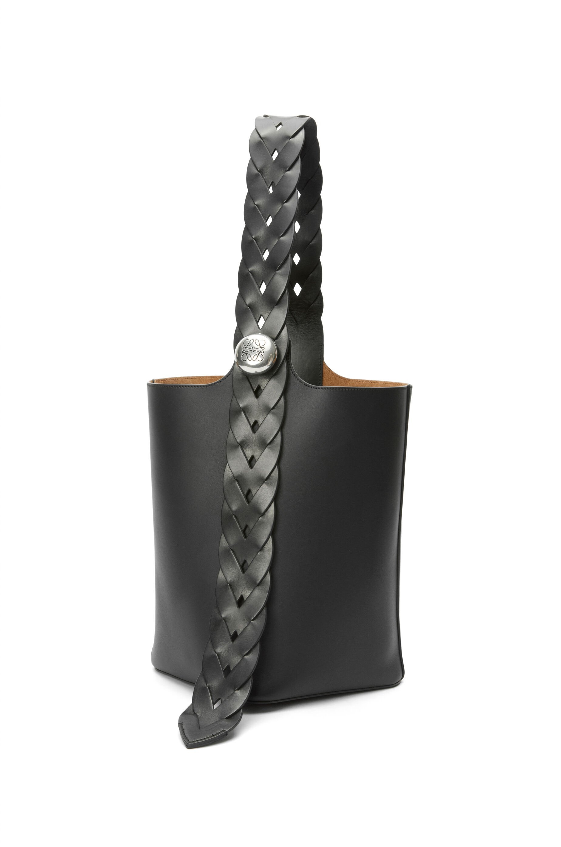 Large Pebble Bucket bag in mellow calfskin 1
