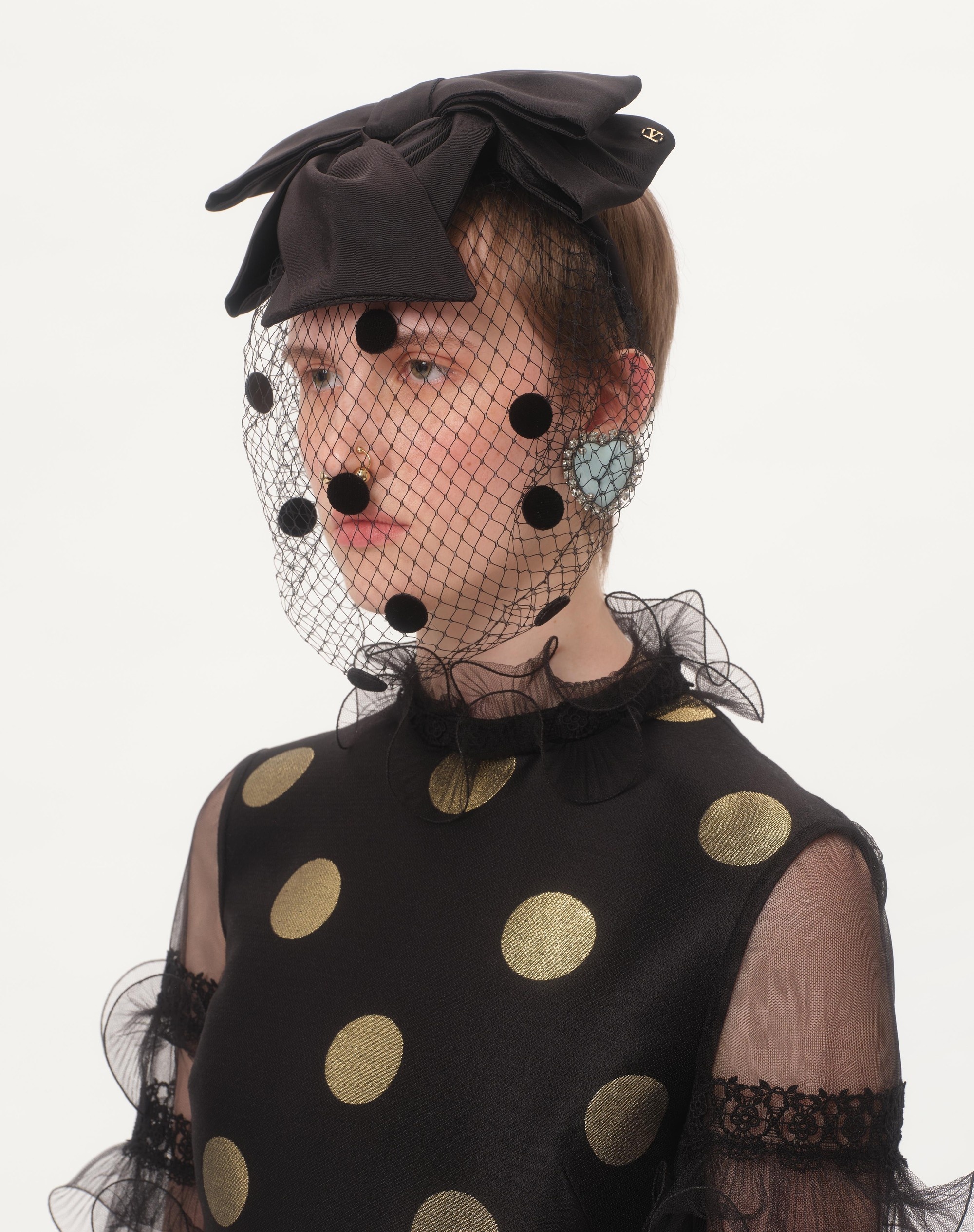 VLOGO SIGNATURE HEADBAND WITH BOW AND VEIL IN SILK AND VELVET - 2