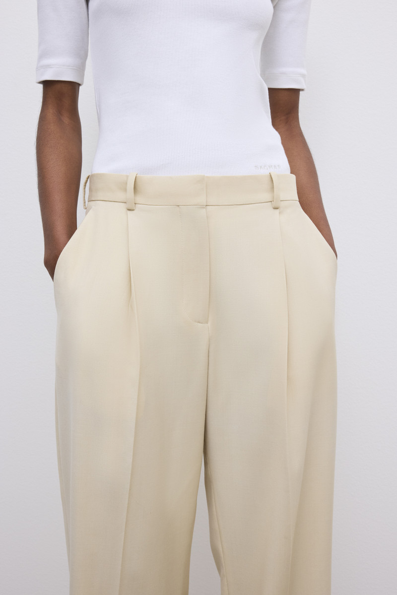 Relaxed Wool trouser 5