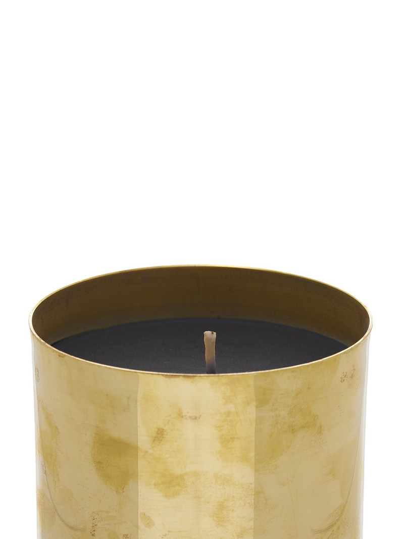Mad et Len Spirituelle Candle outlook