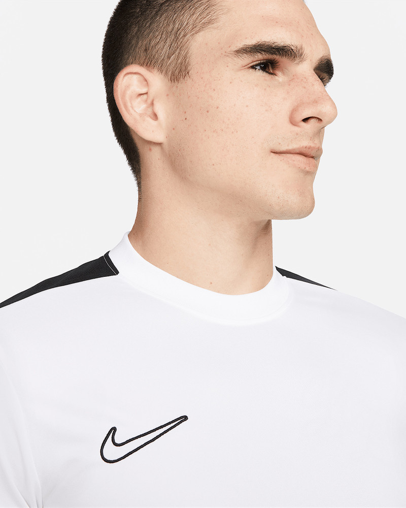 Nike Academy Men's Dri-FIT Short-Sleeve Soccer Top 3