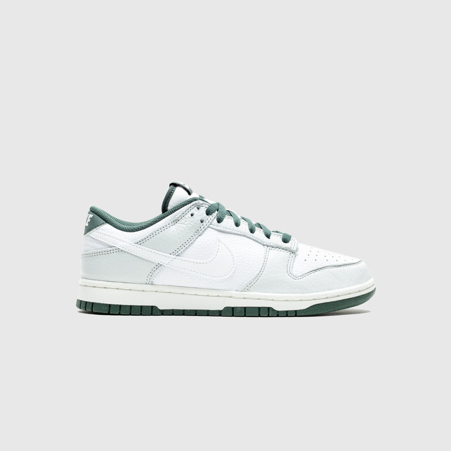 DUNK LOW RETRO SE "PHOTON DUST & VINTAGE GREEN" - 1