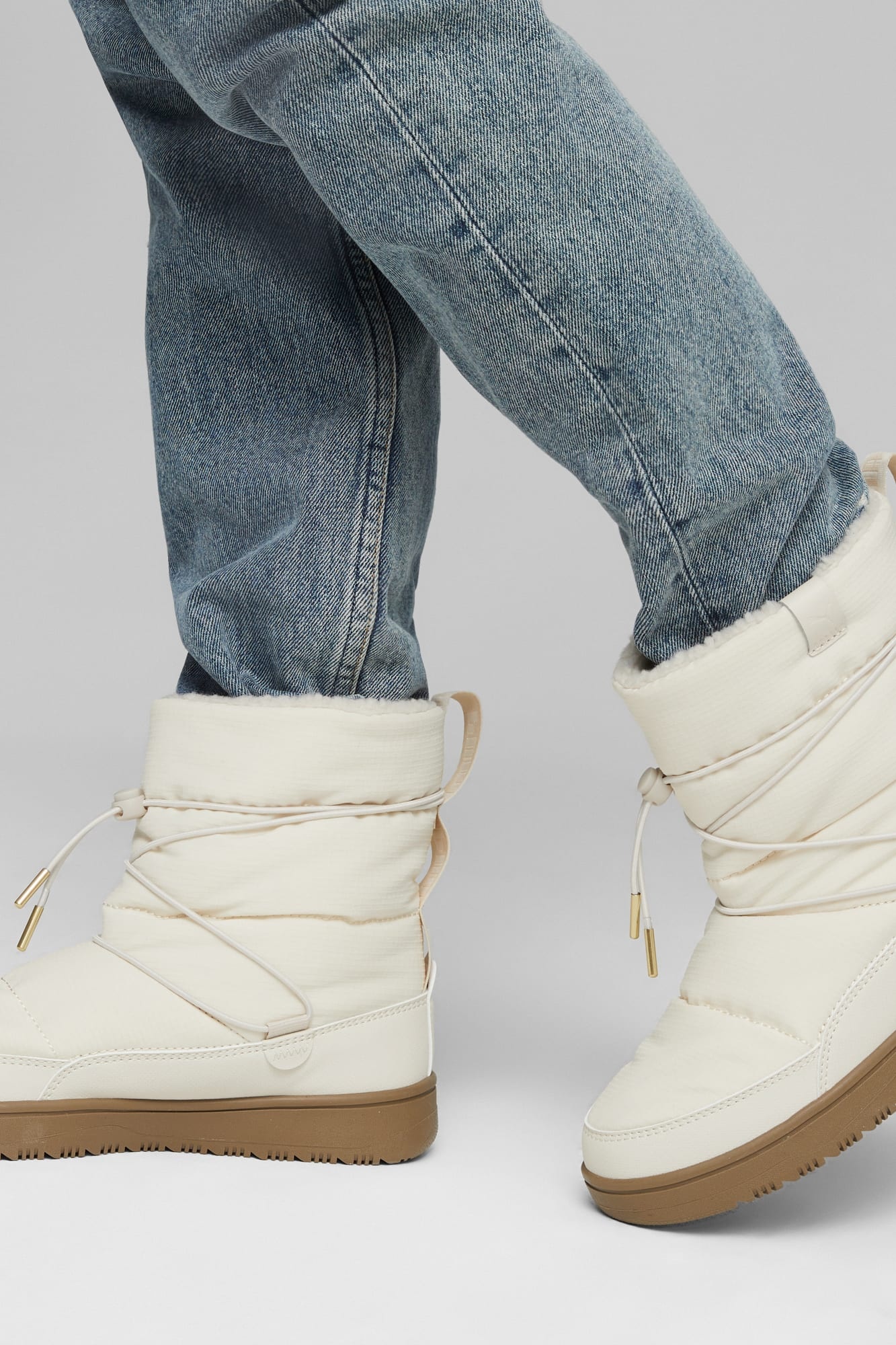 Snowbae Women's Boots - 2