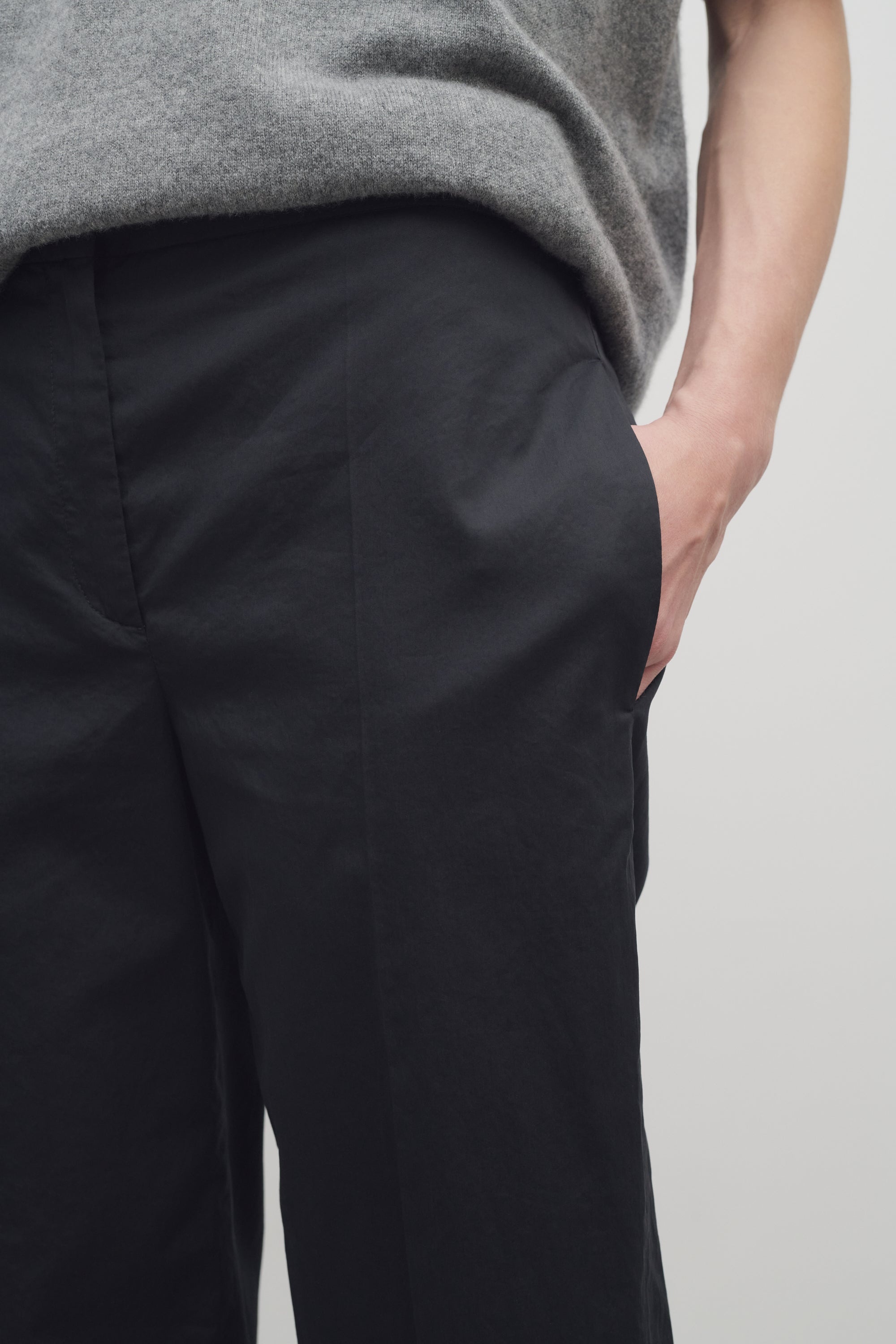 Sayge Pant in Cotton - 6