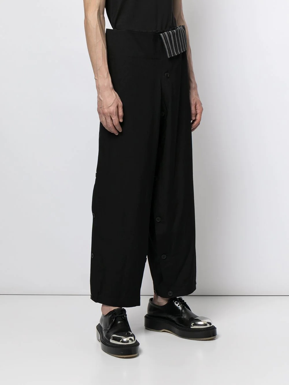 cropped wrap-effect trousers - 3