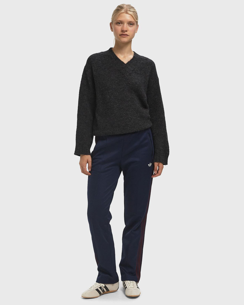 adidas GRFX TRACKPANTS outlook