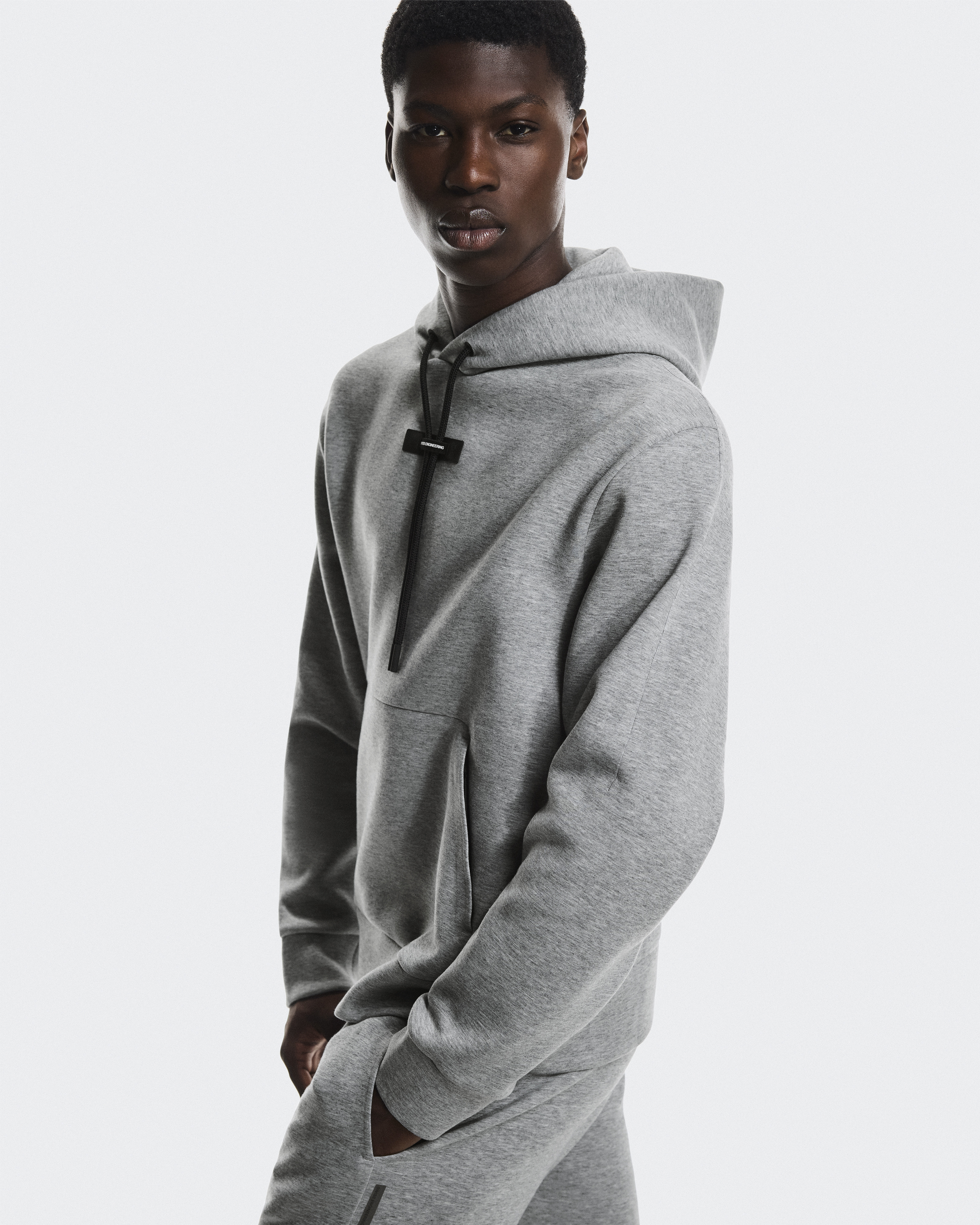 Focus Tech Hoodie - 5