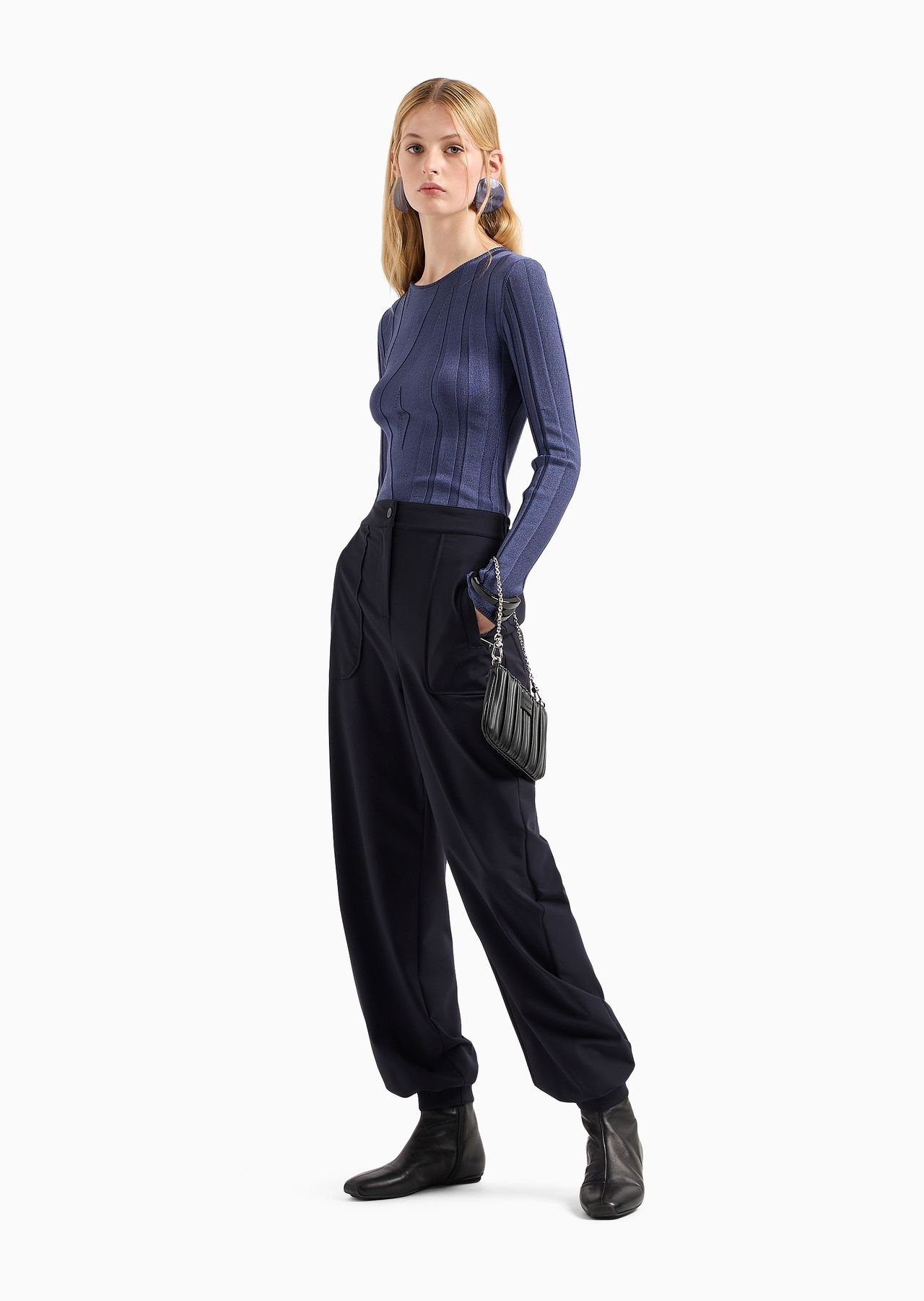 Shiny, stretch fabric cargo trousers - 4
