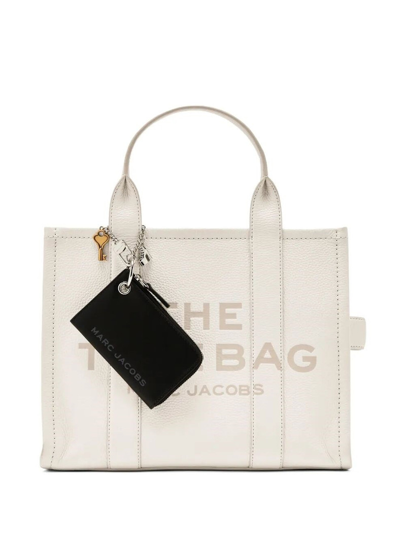Marc Jacobs THE TOP ZIP CHARM WALLET outlook