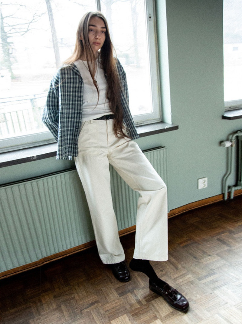 Nudie Jeans Asta Workwear Pants Ivory outlook