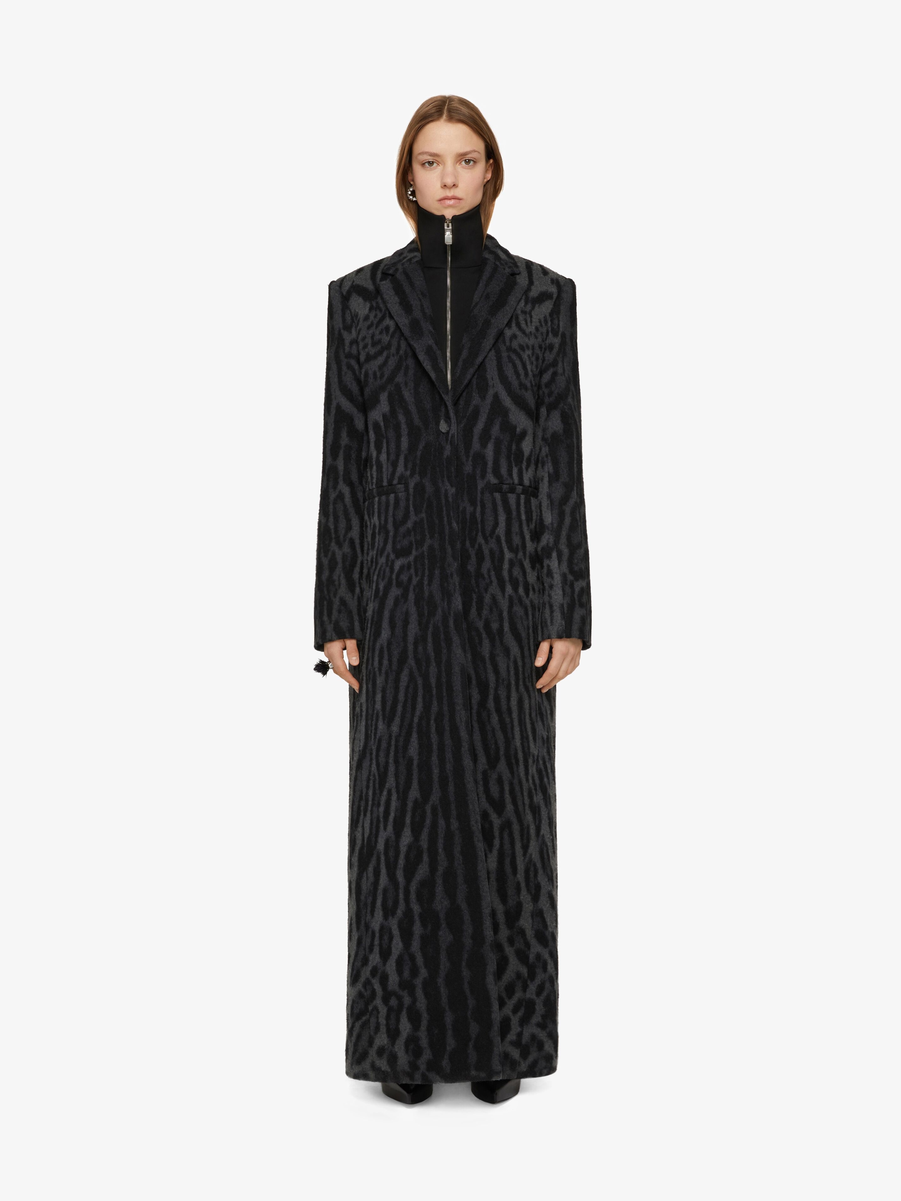 MASCULINE COAT IN ANIMAL WOOL JACQUARD - 2