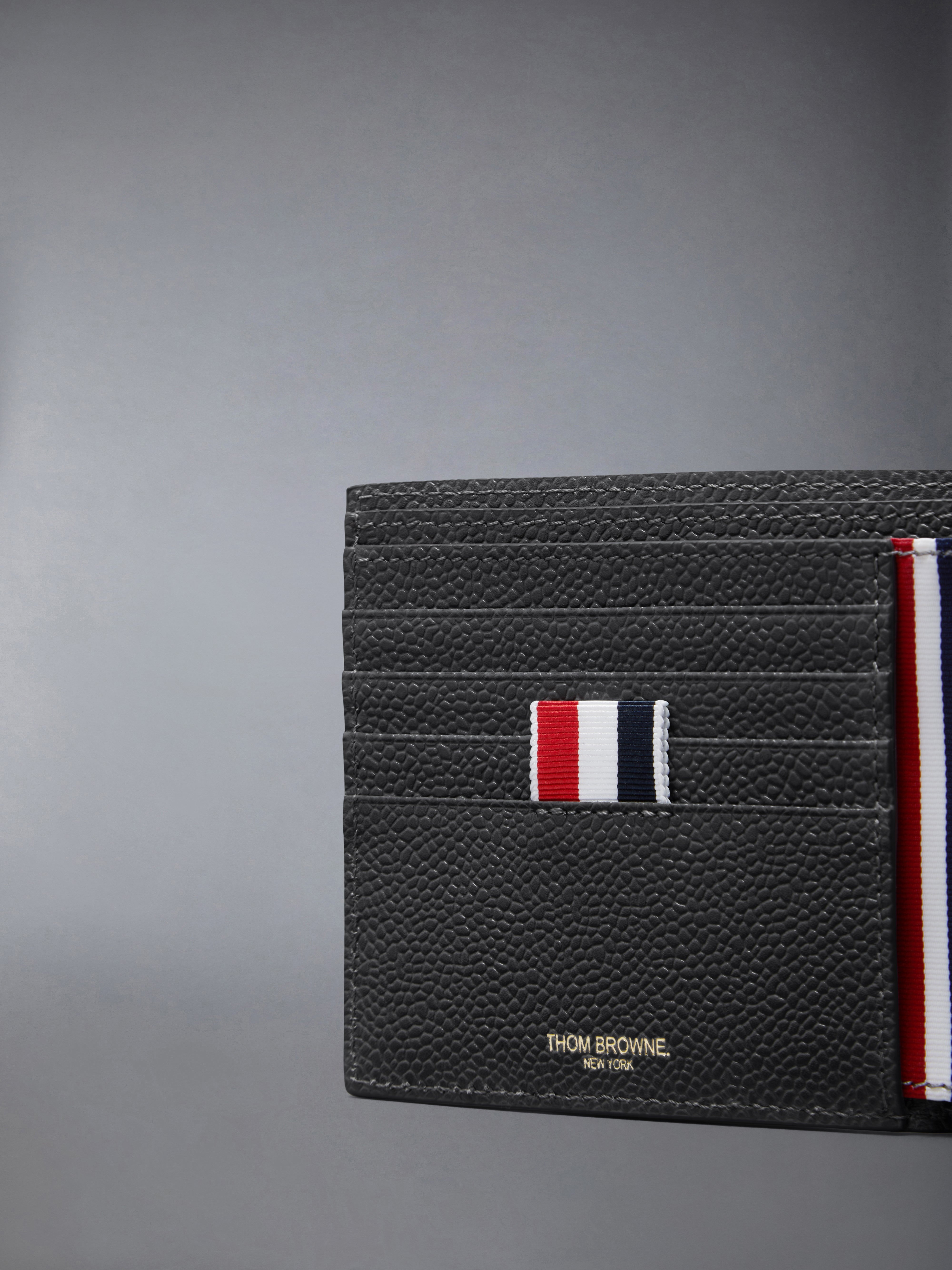 PEBBLE GRAIN BIFOLD - 4