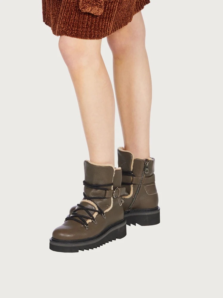 HIKING BOOT - 3
