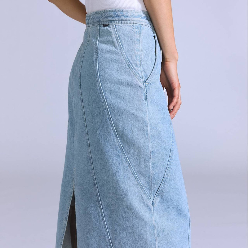 SEAMED SKIRT 4