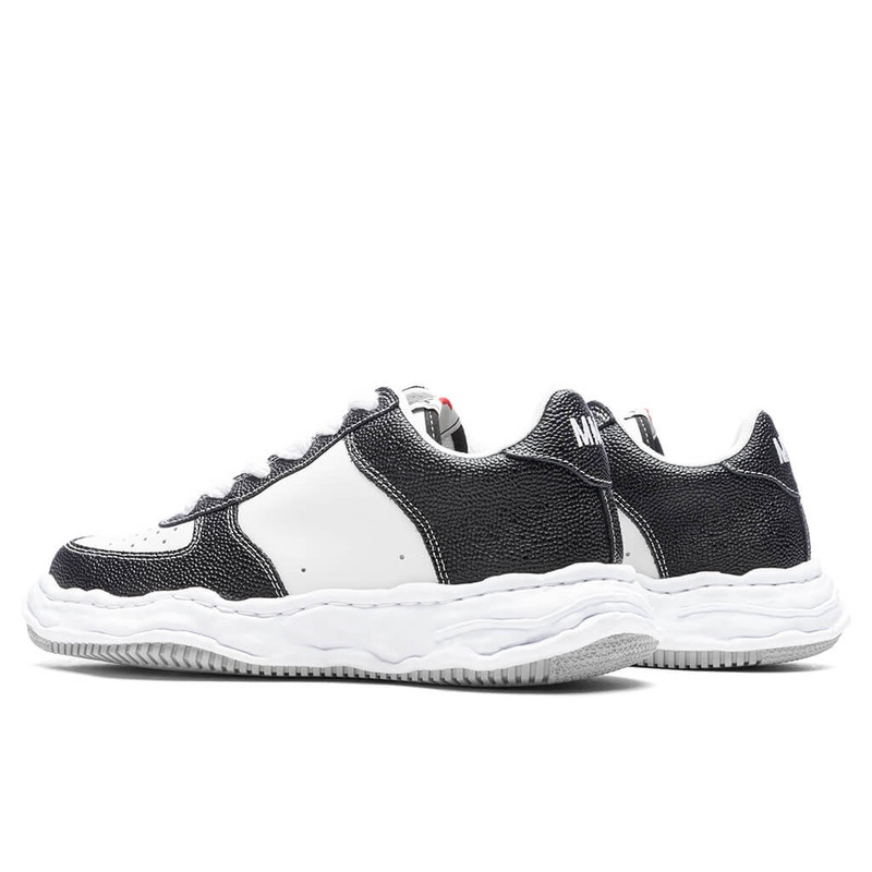 WAYNE OG SOLE LOW-TOP PEBBLES LEATHER SNEAKERS 3