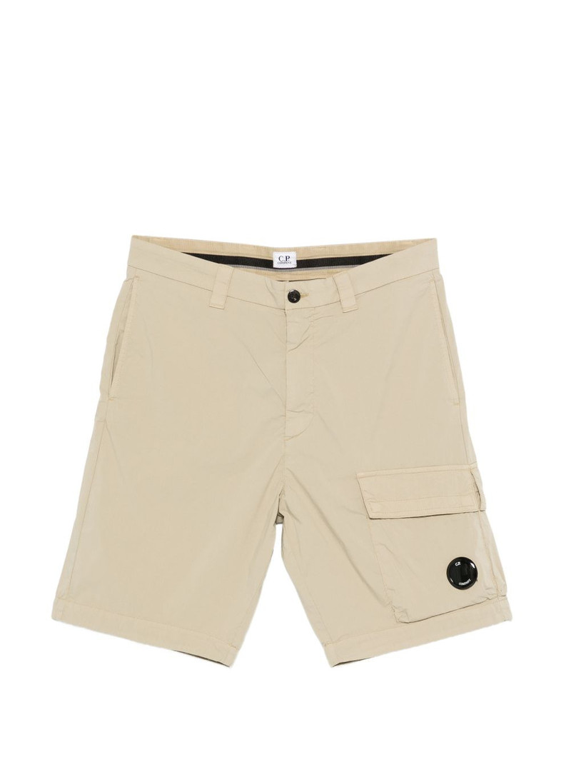 pocket logo shorts 1