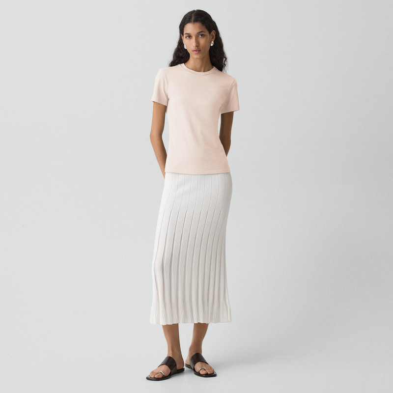 Theory Tiny Tee in Organic Cotton outlook