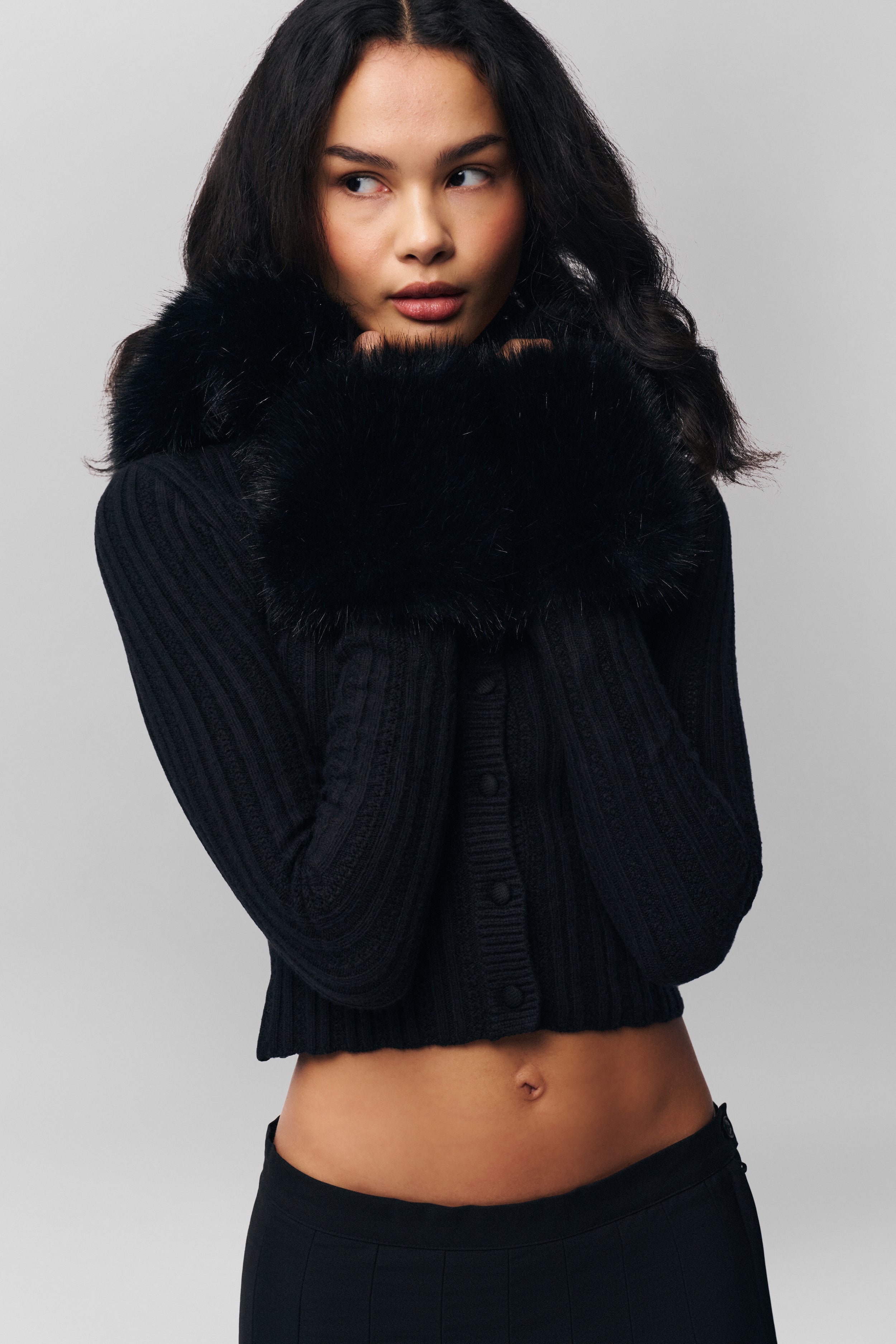 HEART POINTELLE KNIT CARDIGAN - 3
