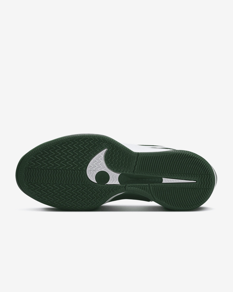 Nike Sabrina 2 (Team Bank) Basketball Shoes outlook