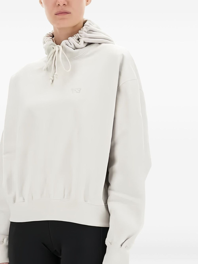 hooded knitwear 4