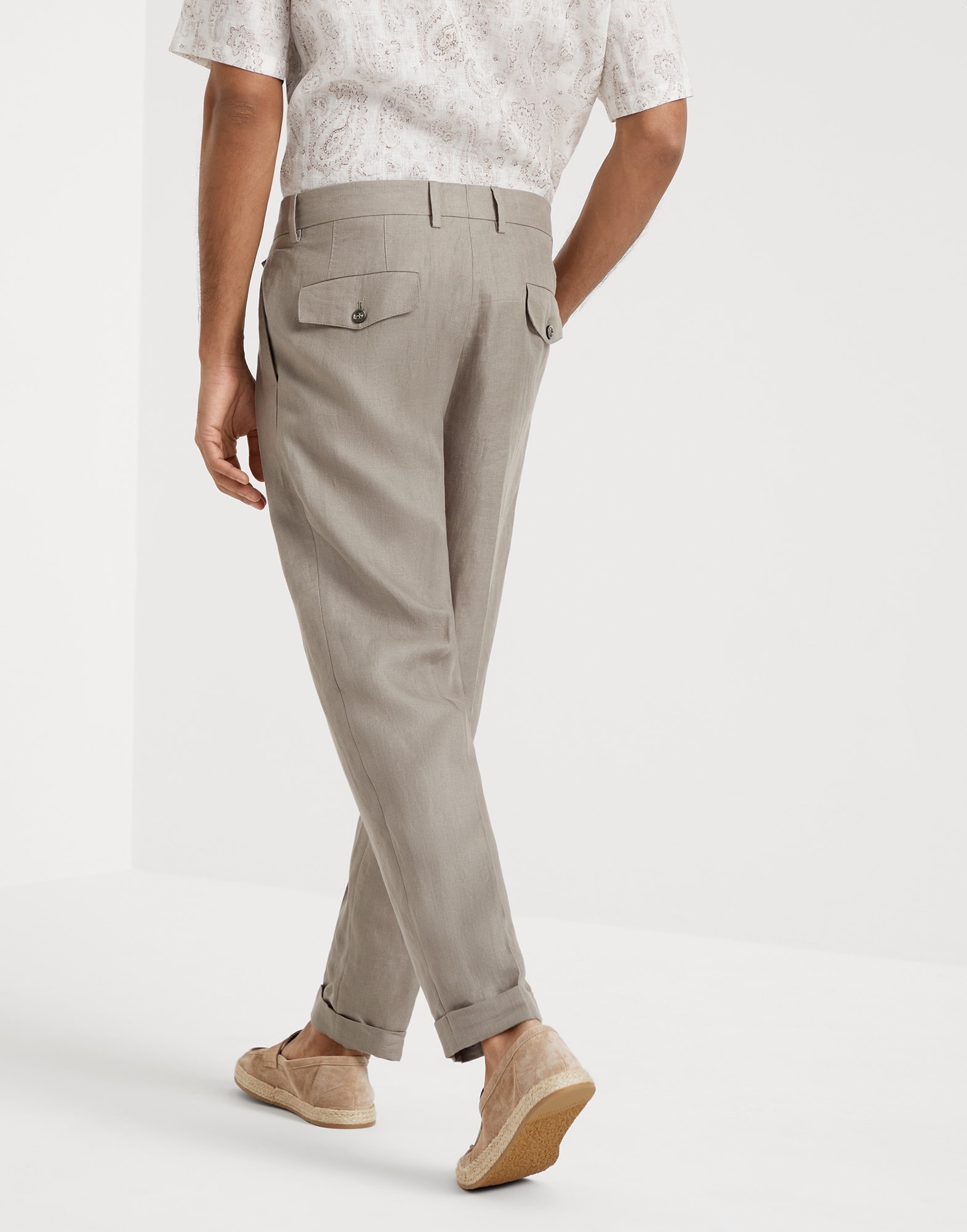 Linen micro chevron leisure fit trousers with double pleats and tabbed waistband - 2