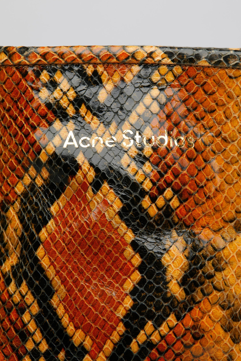 Python leather boots orange/black 7