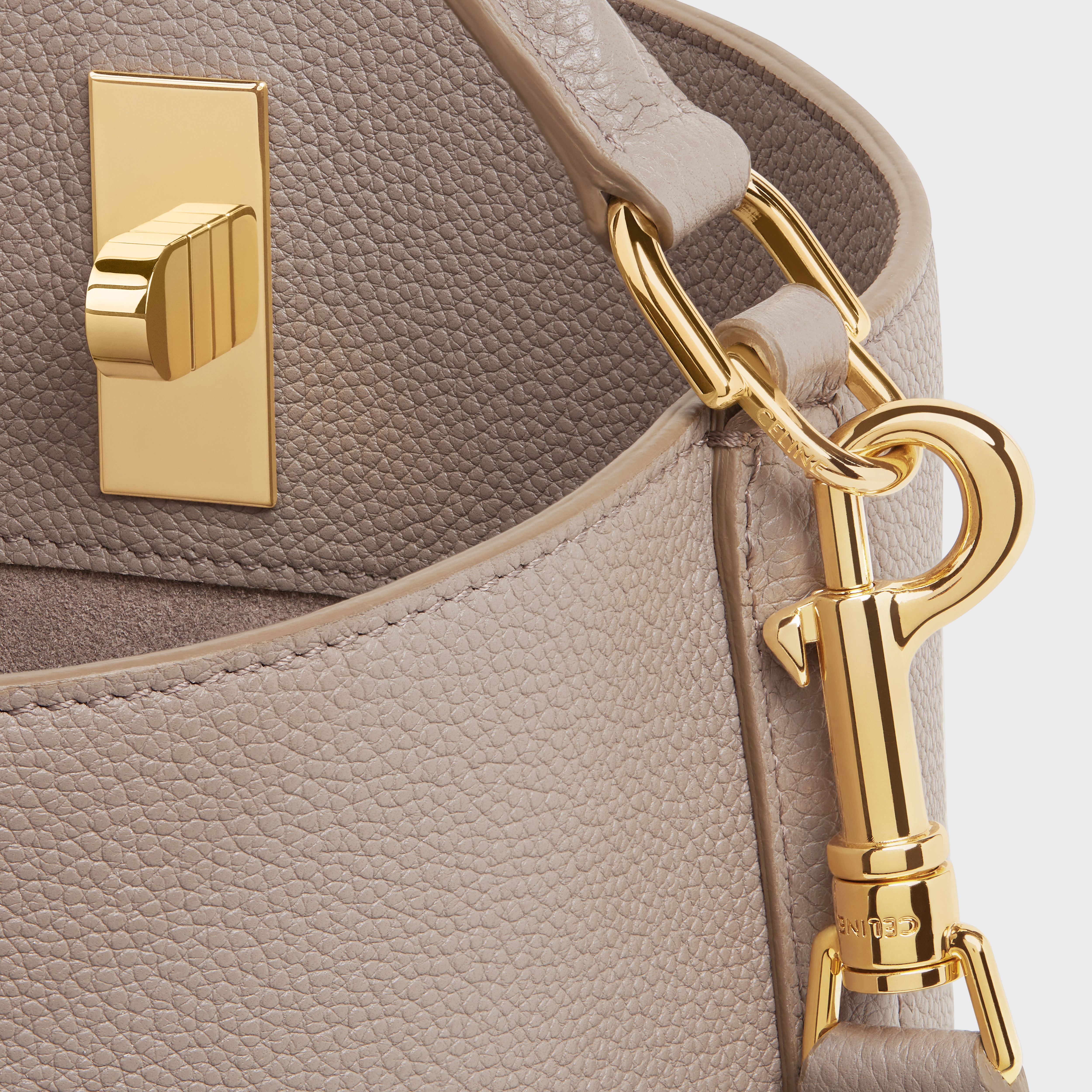 Bucket 16 Bag in Supple Grained Calfskin - 4