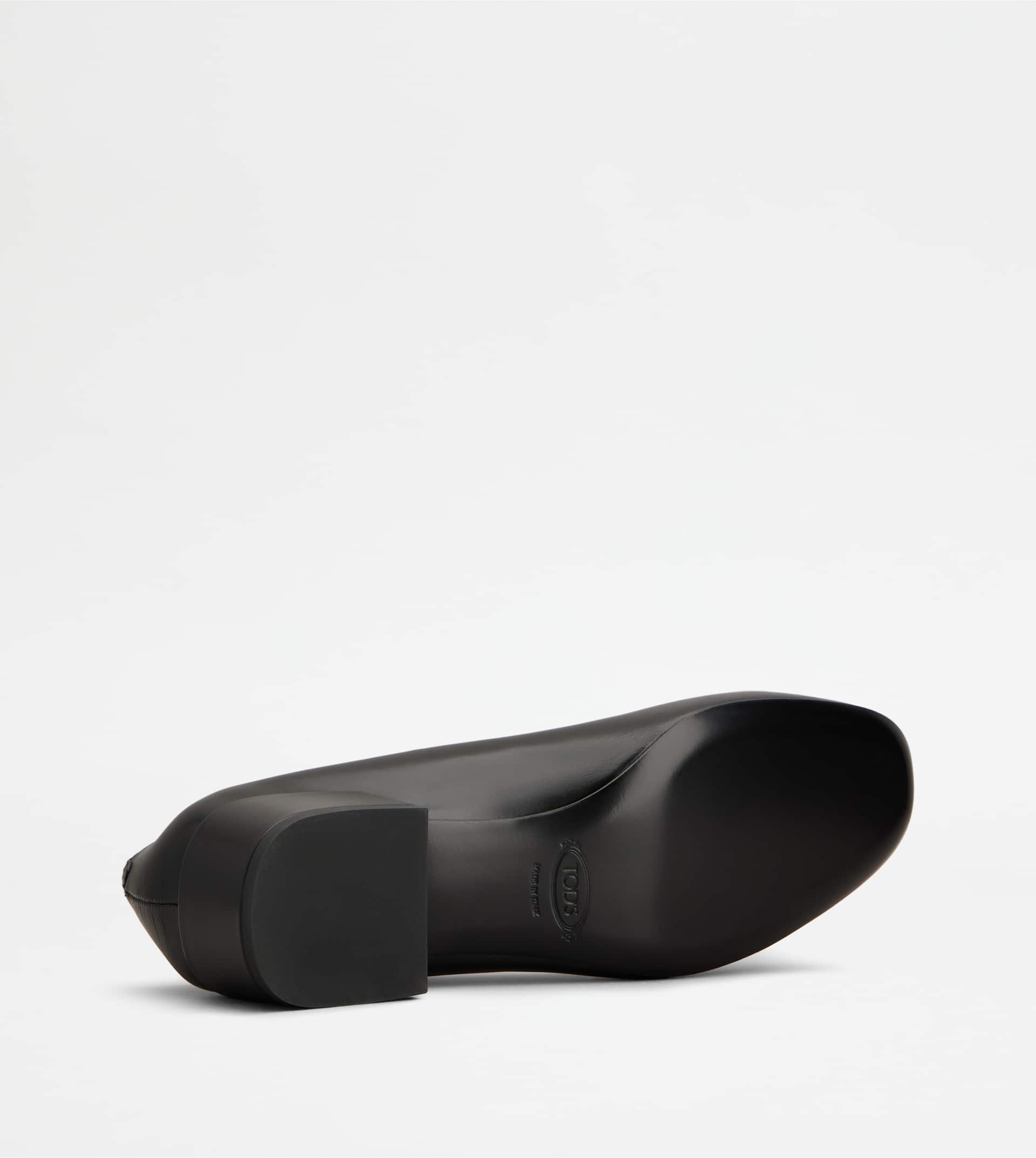 MARY JANE PUMPS IN LEATHER - BLACK - 4