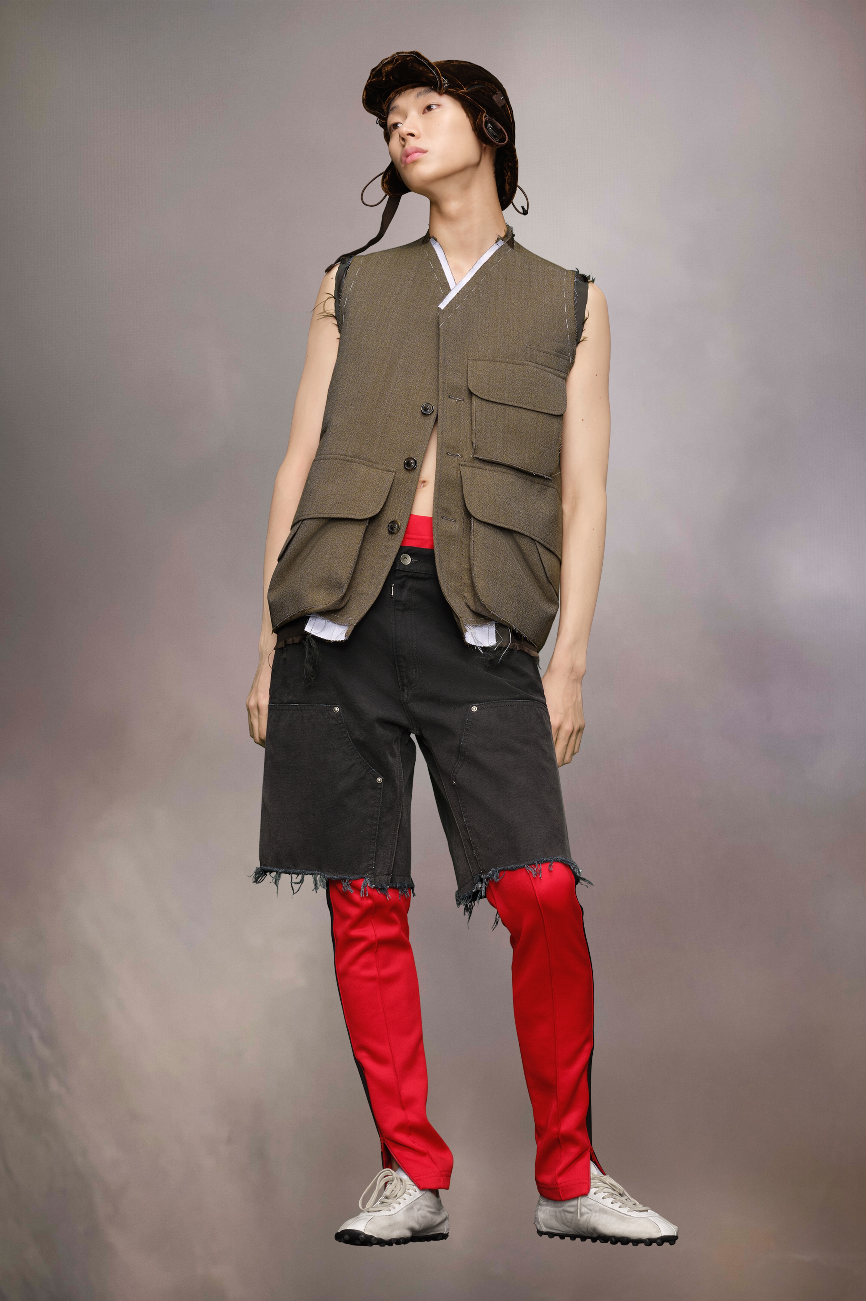 Sleeveless wool jacket - 3