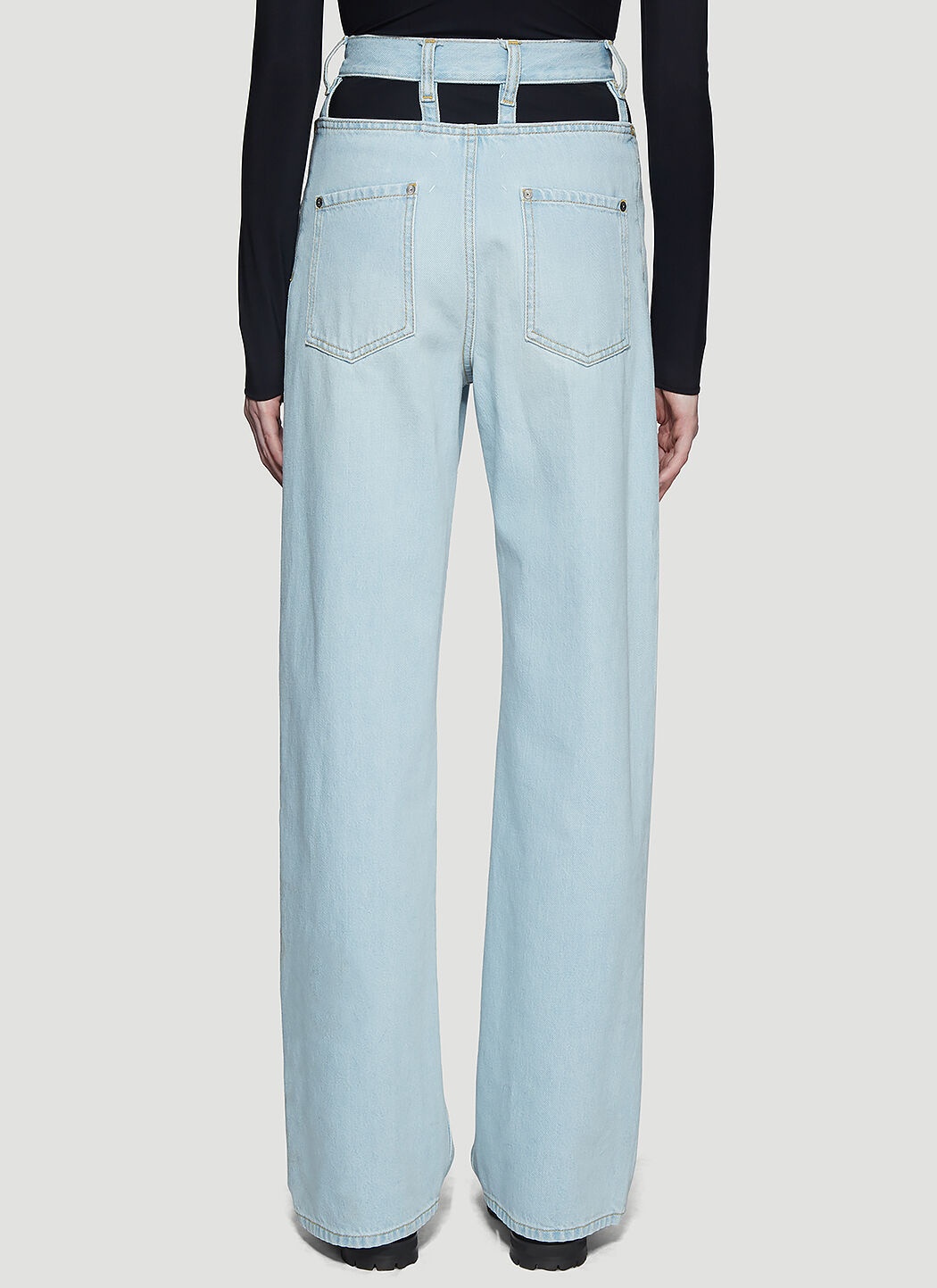 Cut-Out Jeans - 4