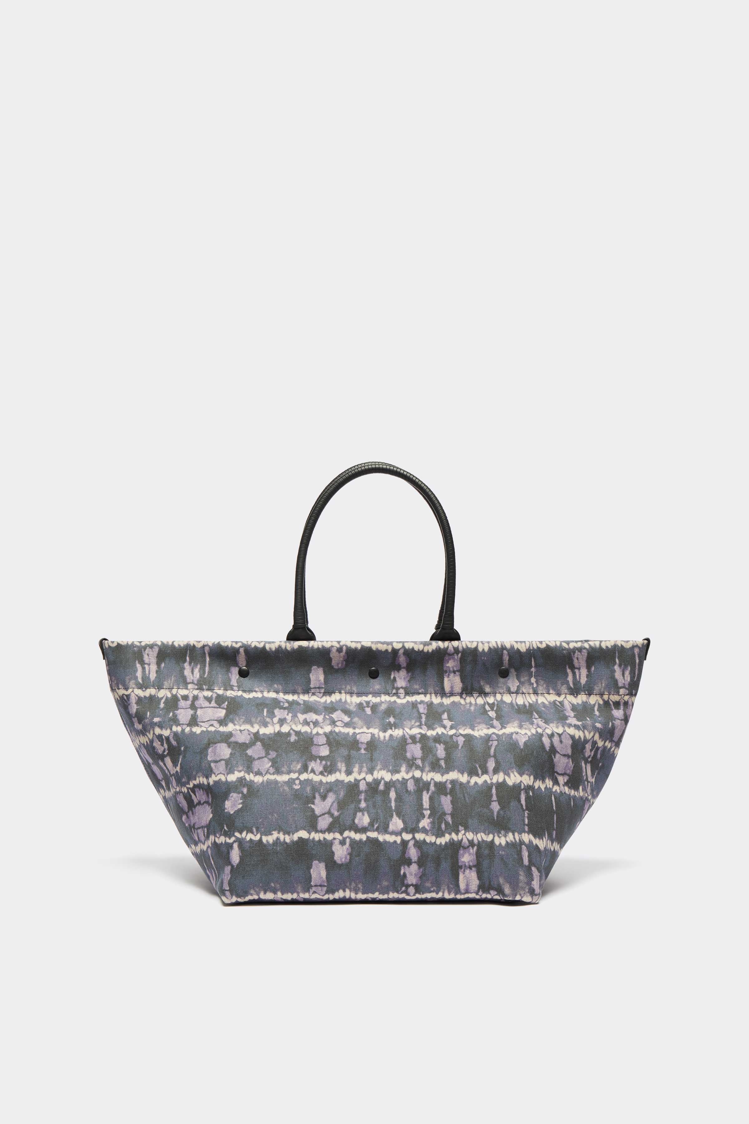 'WEEKENDER' - 5