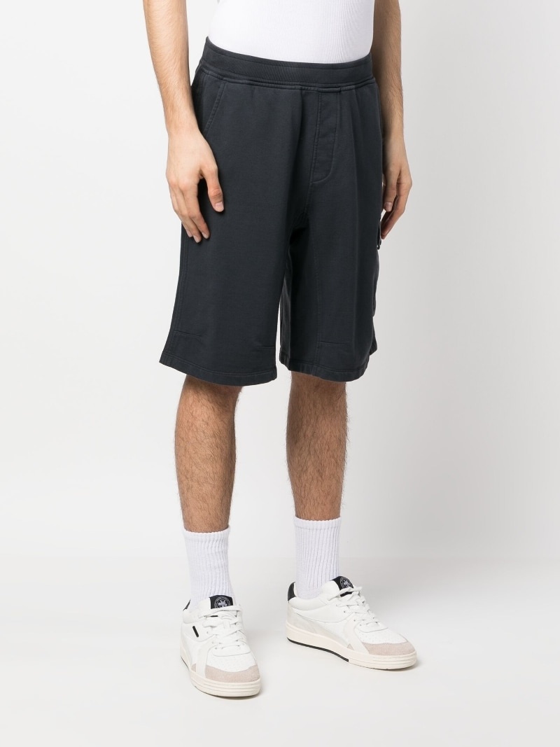 side flap-pocket detail shorts - 3