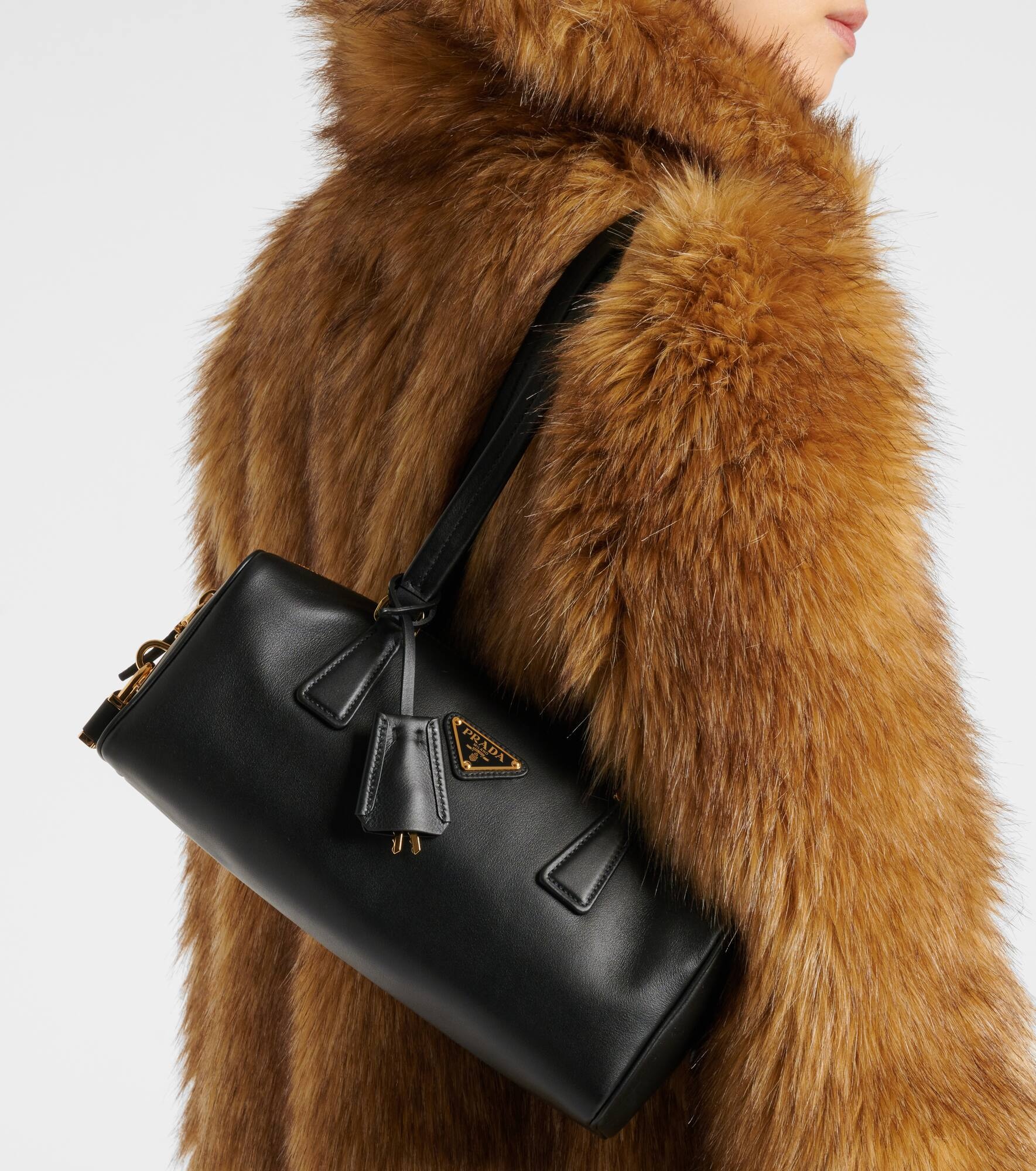 Medium leather shoulder bag - 2