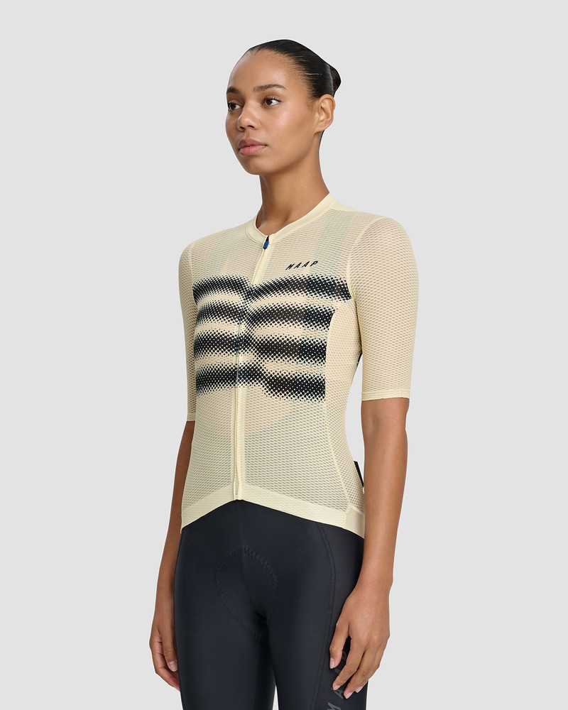 MAAP Women's Blurred Out Ultralight Jersey outlook