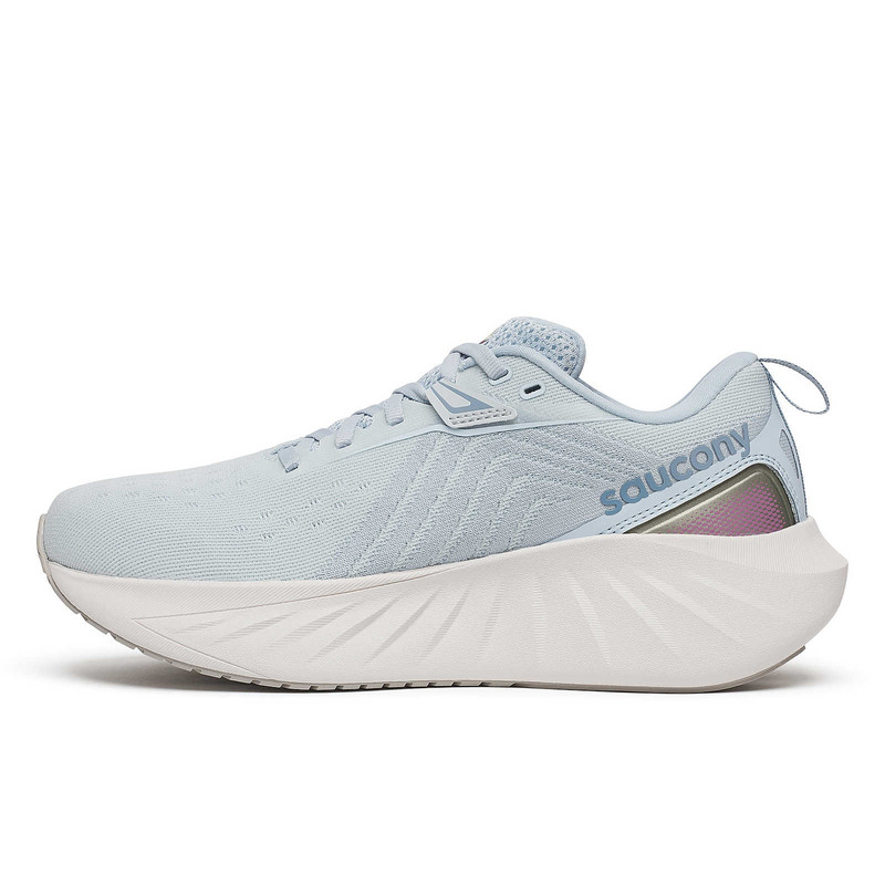 Saucony Triumph 22 outlook