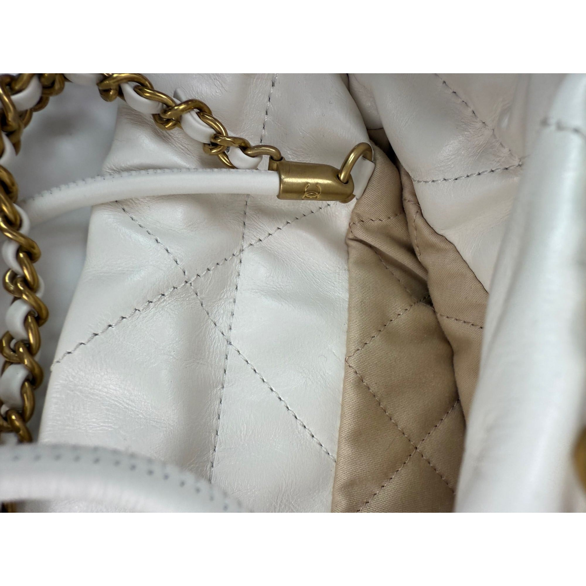 Chanel 22 Mini Shiny Calfskin Quilted White Crossbody Hand Bag - 7