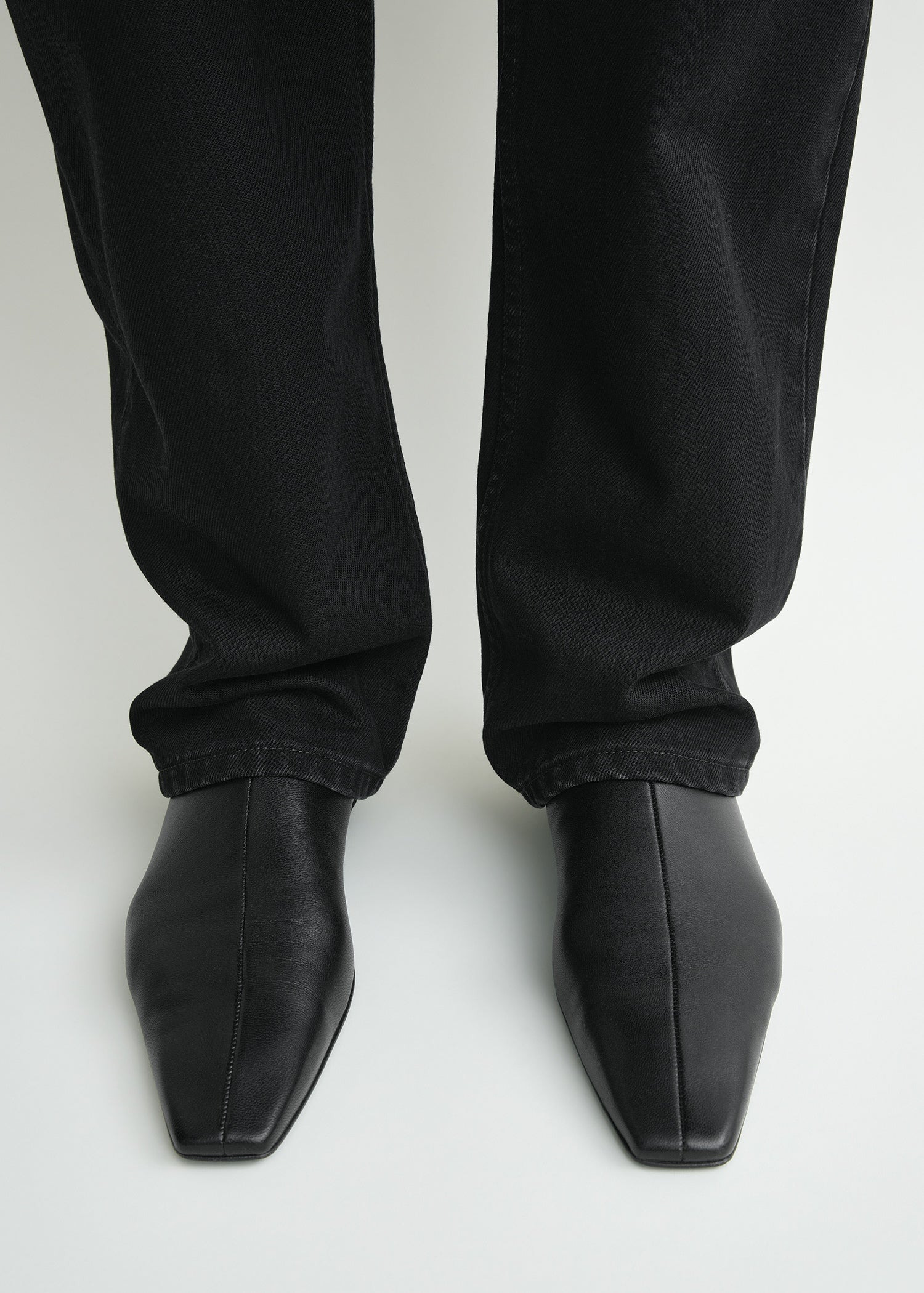 Zipped leather chelsea boots black - 2