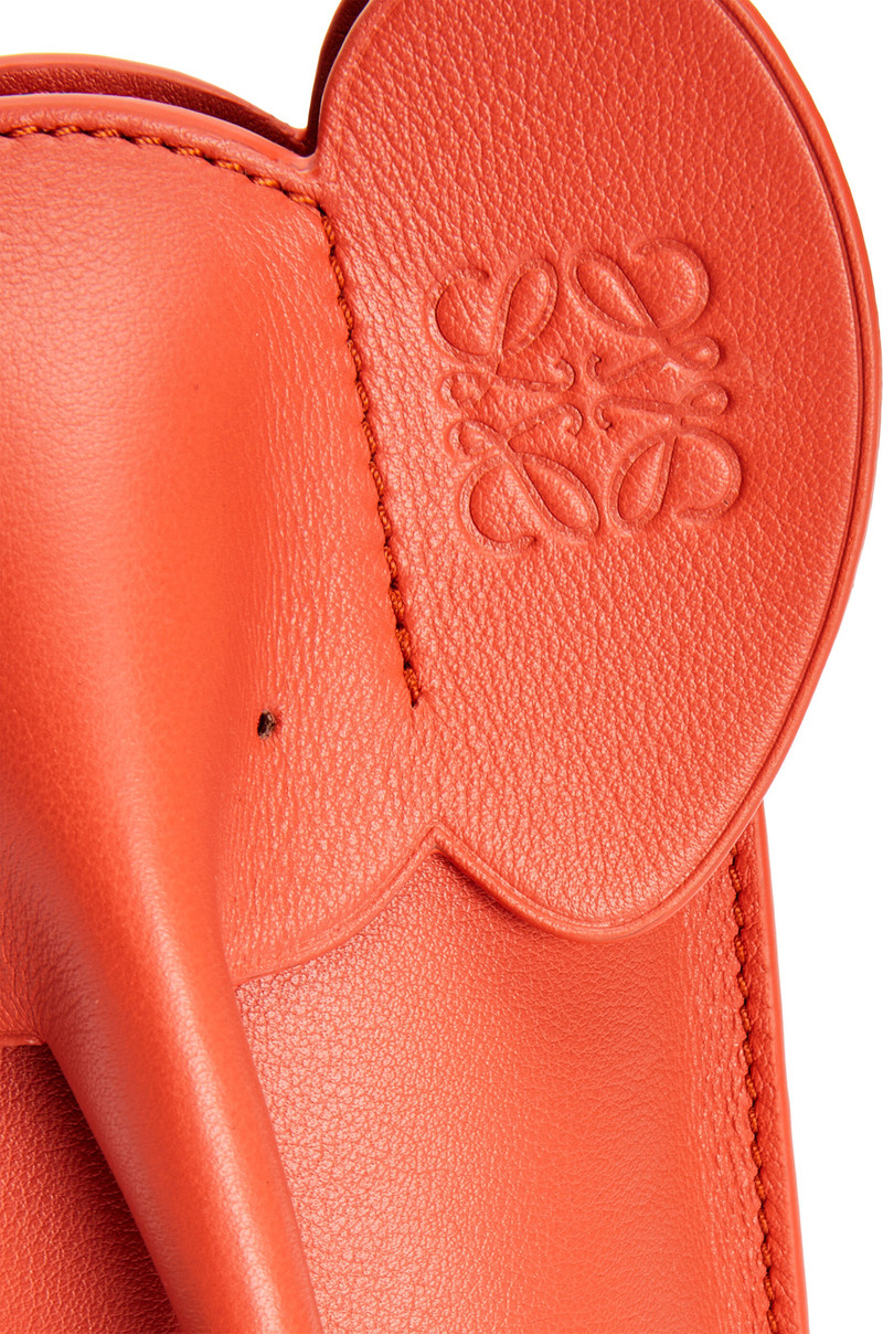 Elephant Pocket in classic calfskin 5