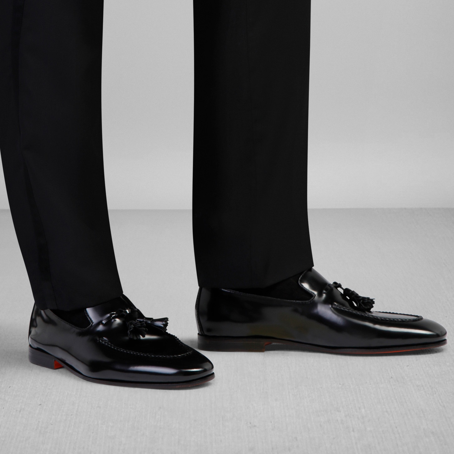 Santoni Men's black leather tassel loafer | REVERSIBLE Santoni Men's black leather tassel loafer | REVERSIBLE