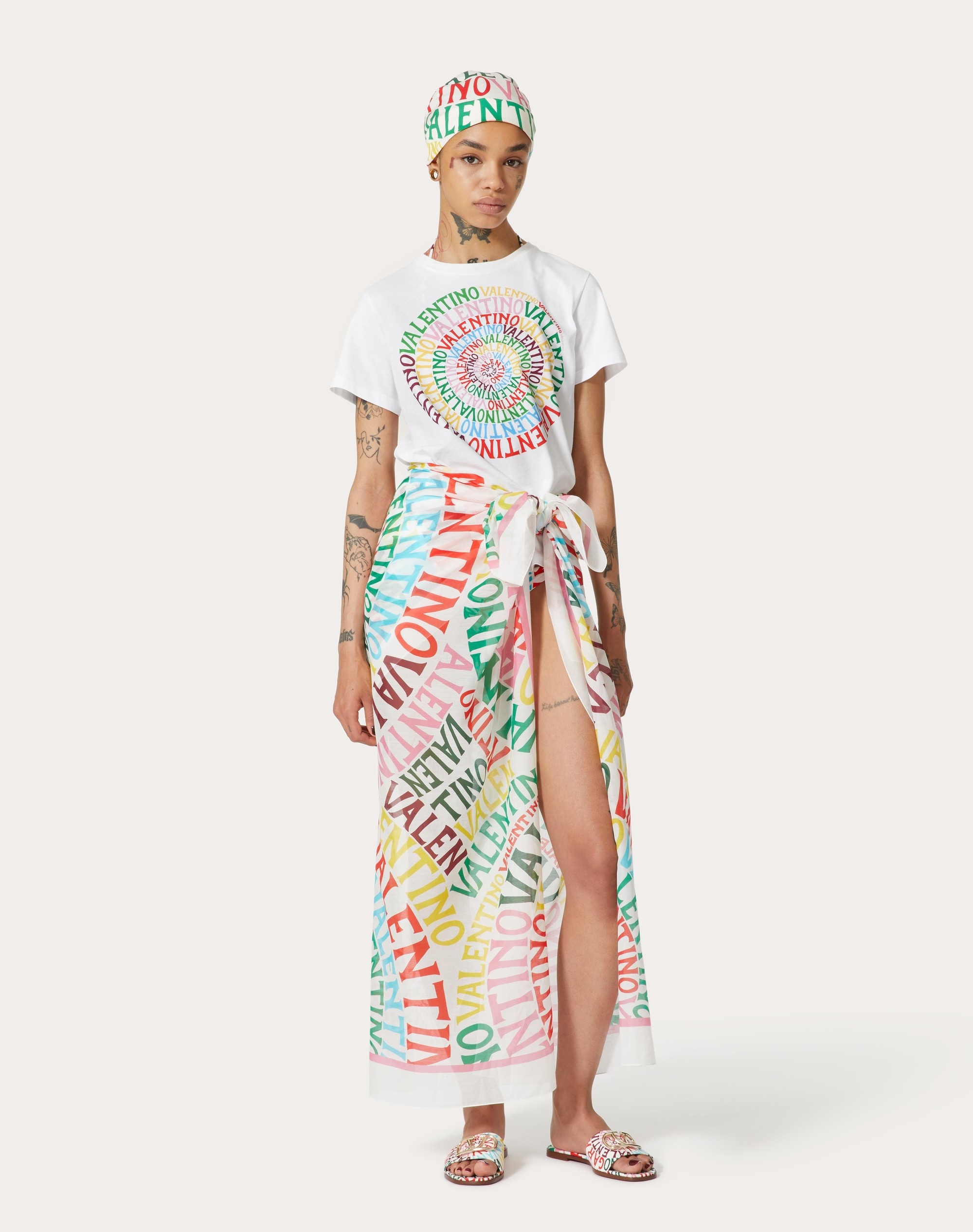 VALENTINO ESCAPE COTTON AND SILK SARONG + CLUTCH BAG IN VALENTINO LOOP PRINT - 4