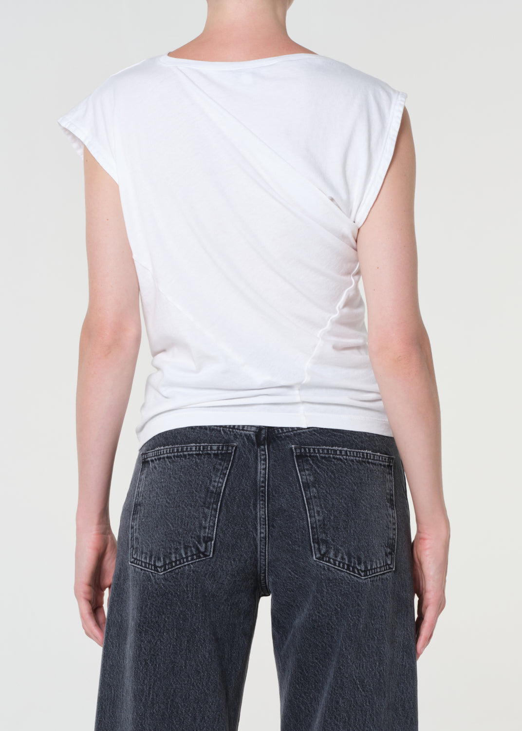 BETH TEE IN WHITE - 2
